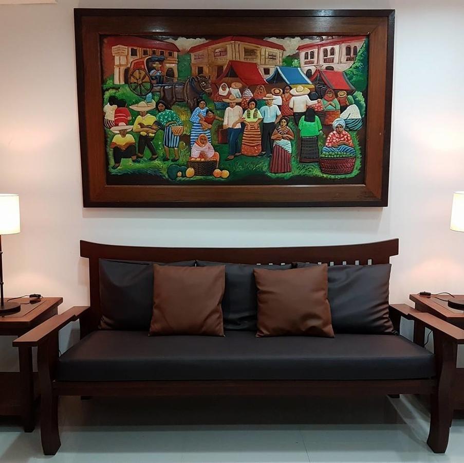 Hotel Lola Natividad วีกัน ภายนอก รูปภาพ